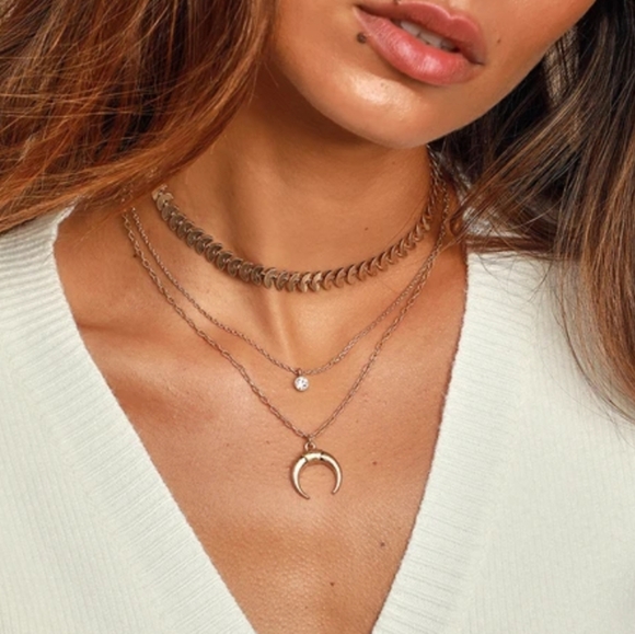 Lulus Jewelry - NWT Lulu's - Child of the Wild Choker Set